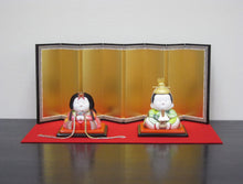 Load image into Gallery viewer, Heisei kotenbina(with Byobu)&lt;br&gt;&lt;small&gt;Hina dolls Kimekomi (wooden)&lt;/small&gt;
